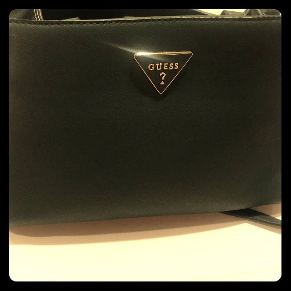 Guess purse